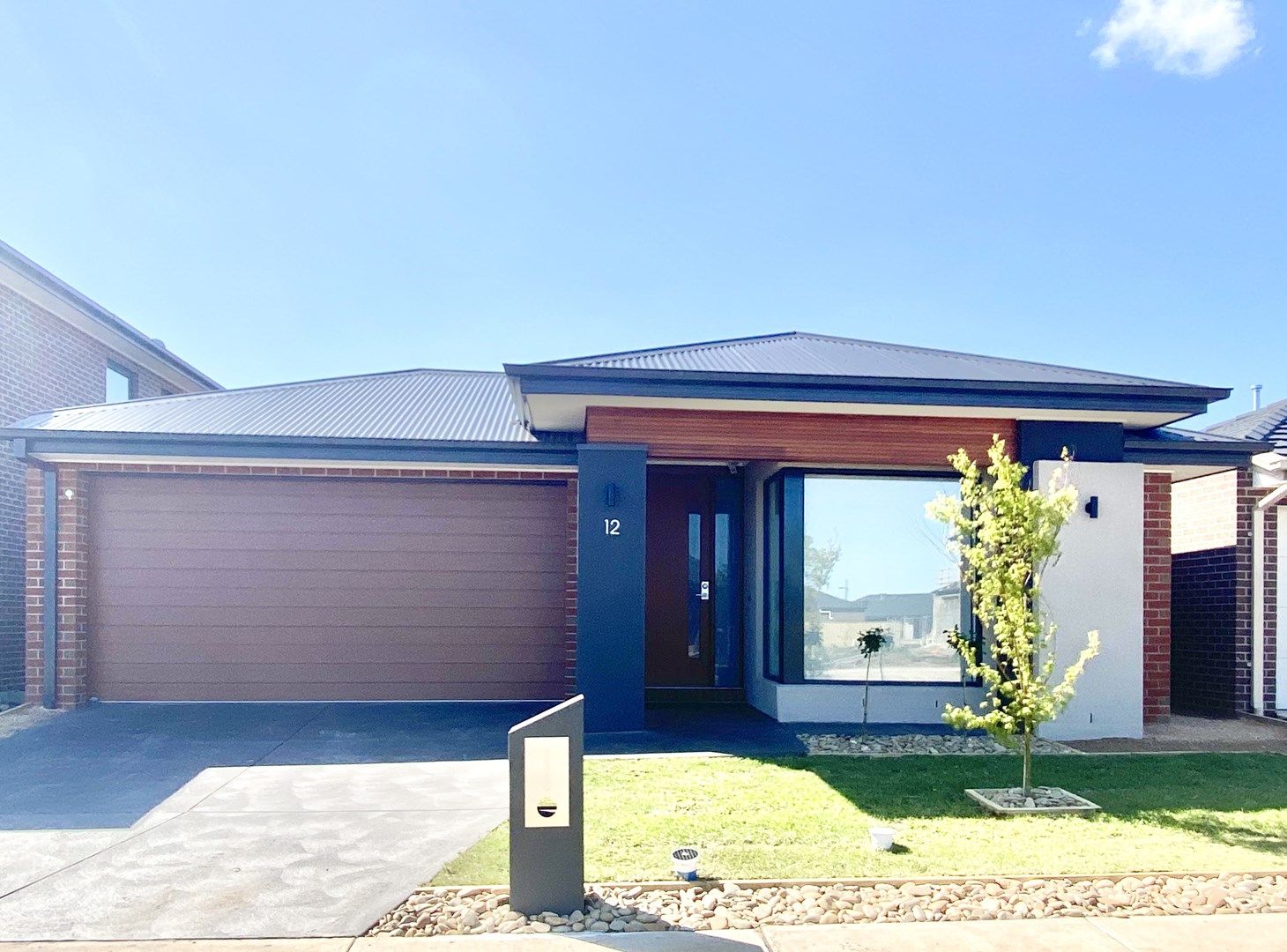 4 bedrooms House in 12 Casine Road FRASER RISE VIC, 3336