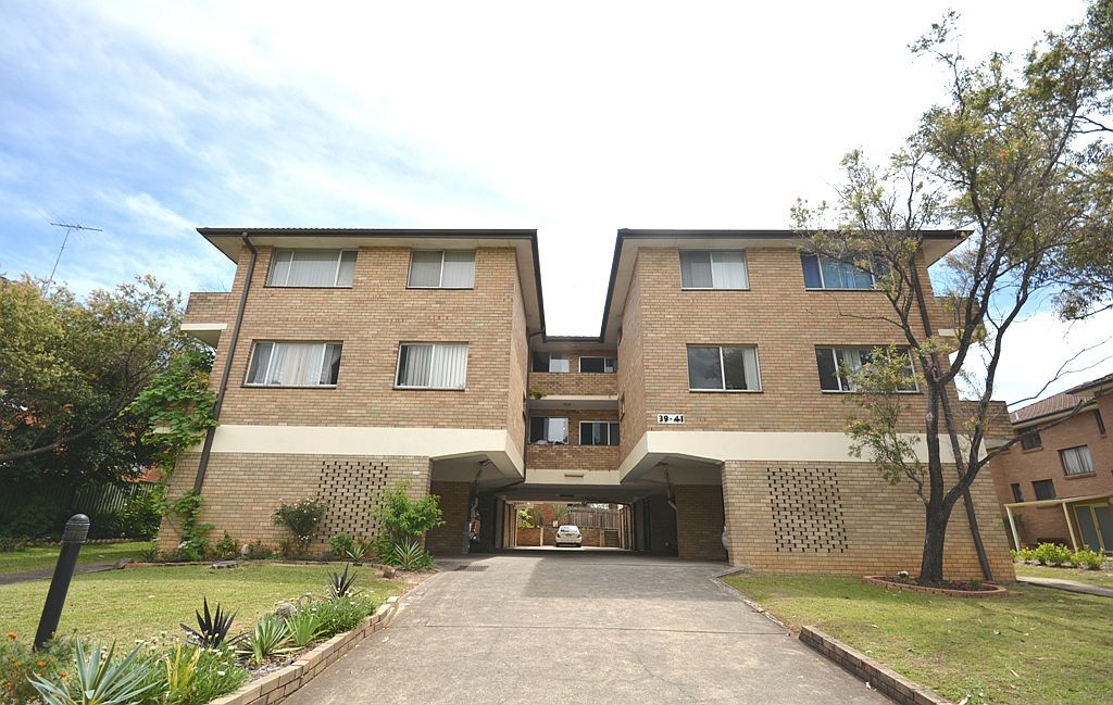 1 bedrooms Apartment / Unit / Flat in 4/39-41 Manchester Street MERRYLANDS NSW, 2160