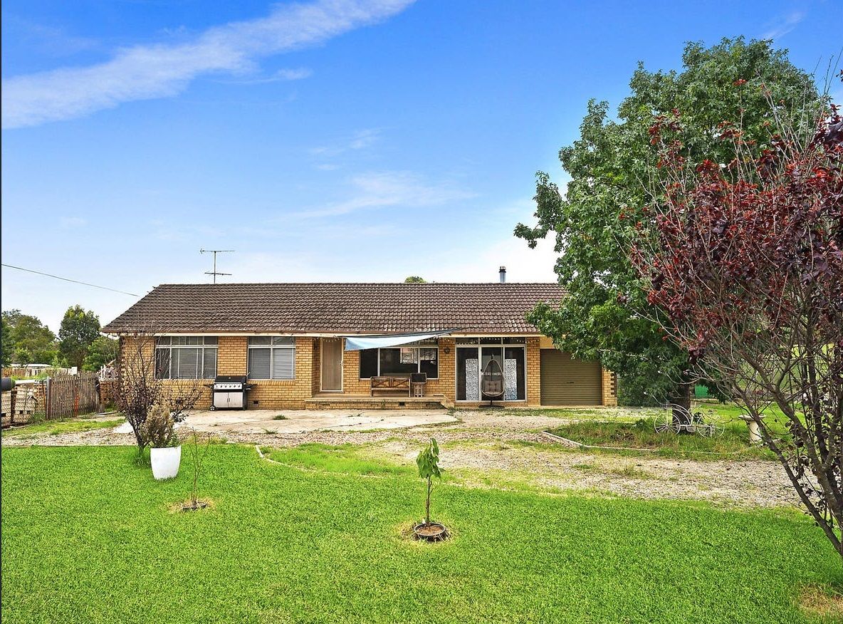 3 bedrooms House in 100-104 Mount Vernon Road MOUNT VERNON NSW, 2178