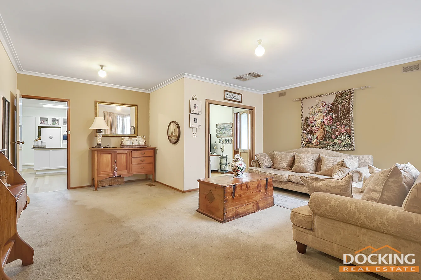 Additional image 4 of 2 Dalroy Crescent, Vermont South VIC 3133