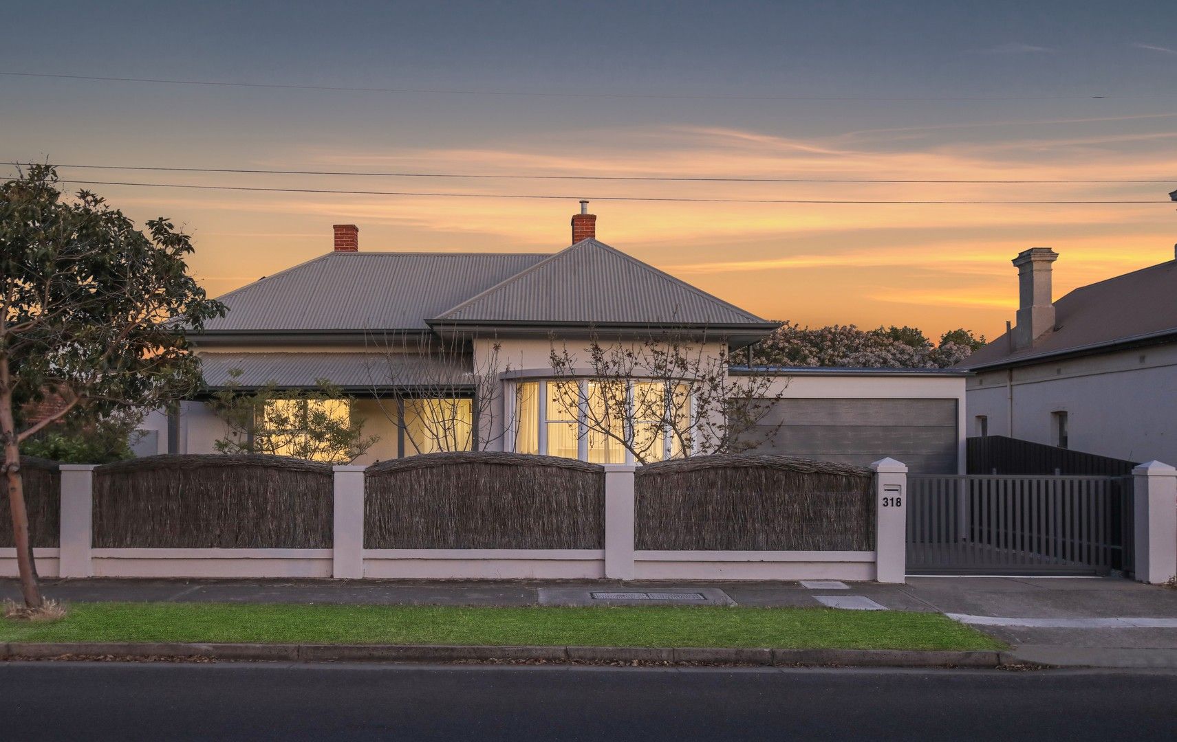5 bedrooms House in 318 Military Road LARGS BAY SA, 5016