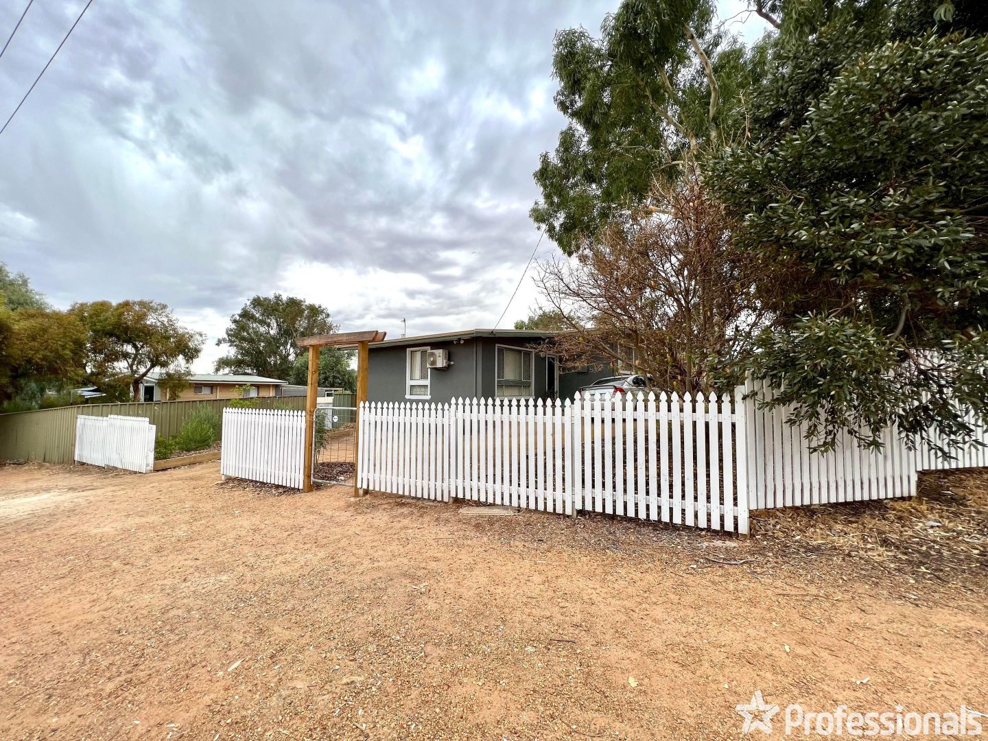 8 Barrow Street, Northam WA 6401, Image 1