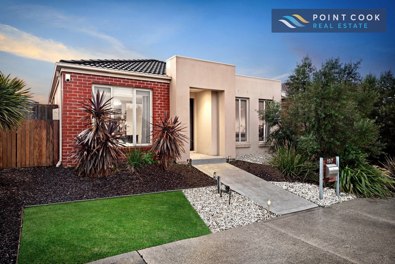 197 Saltwater Promenade, Point Cook Property History & Address