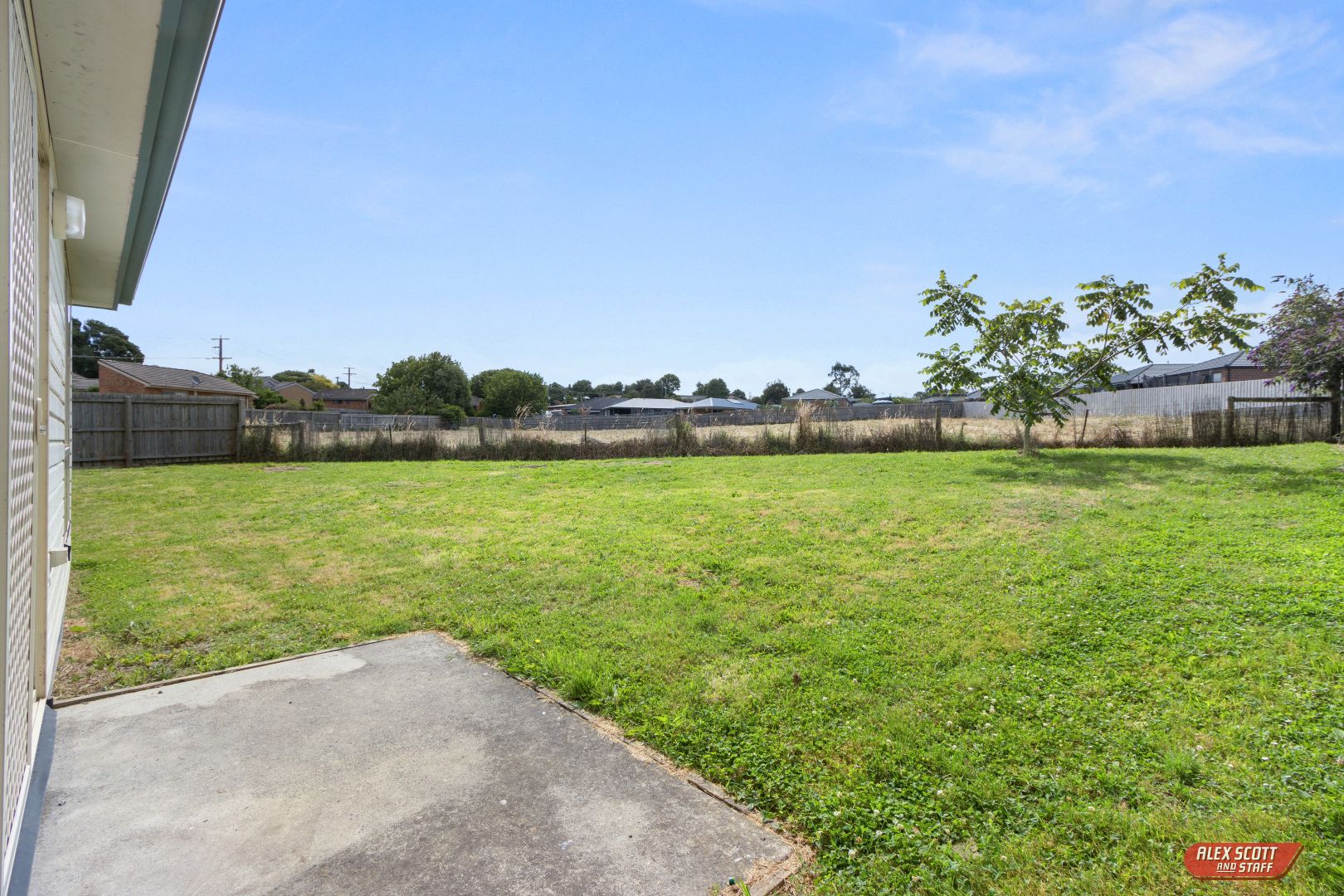 4 Holmes Court, Korumburra VIC 3950, Image 2