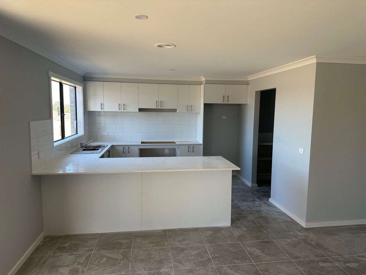 7 Magnolia Way, Bunyip VIC 3815 Domain