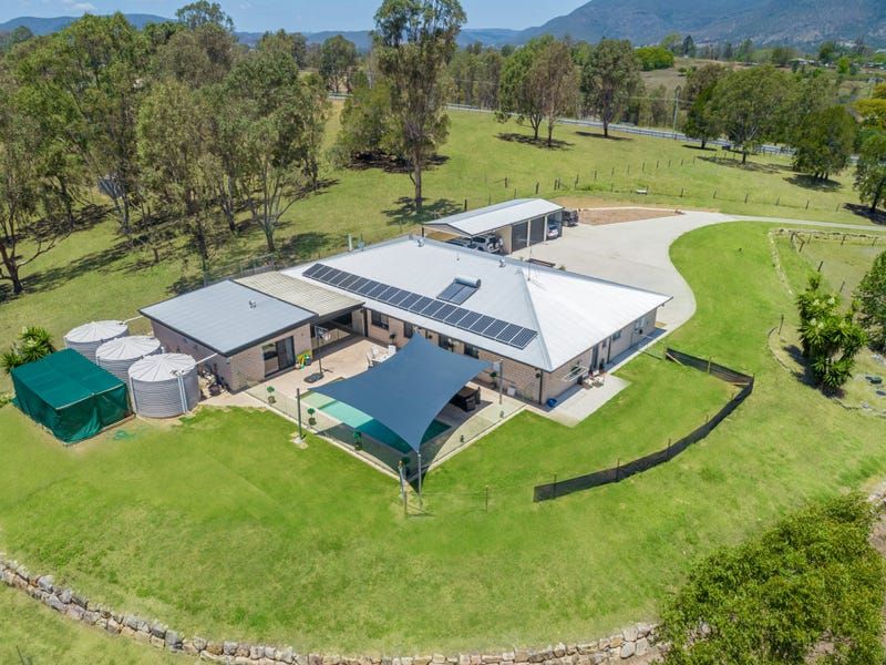 4196 D'aguilar Highway, Royston QLD 4515