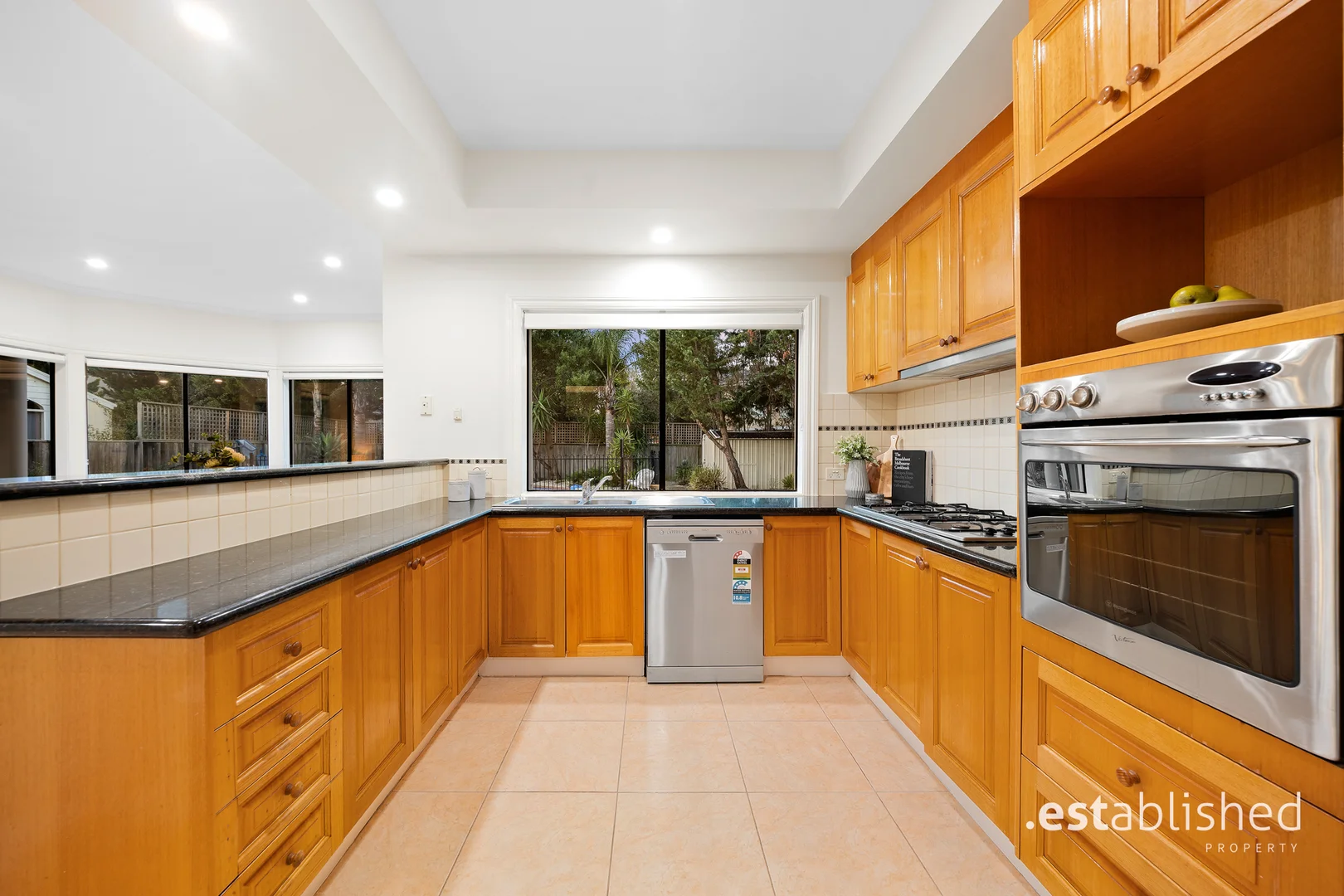 Additional image 12 of 21 South Shore Avenue, Sanctuary Lakes VIC 3030