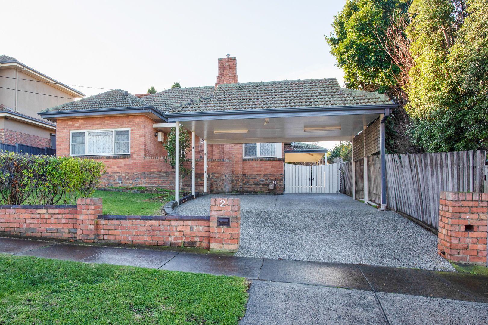 2 Upland Road, Strathmore VIC 3041
