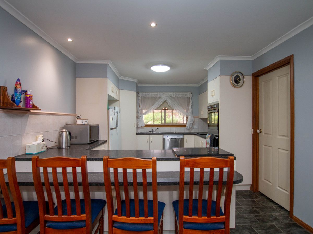 31 Cottonwood Court, Timboon VIC 3268, Image 1