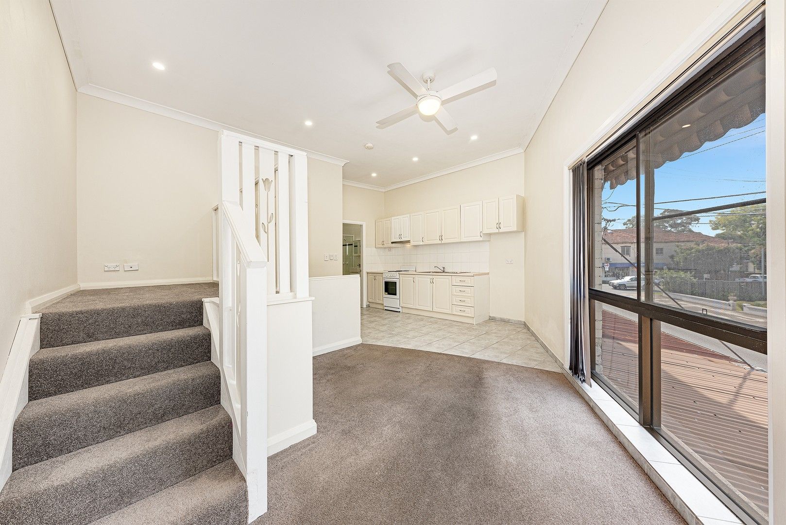 1 bedrooms Apartment / Unit / Flat in 176A Penshurst St NORTH WILLOUGHBY NSW, 2068