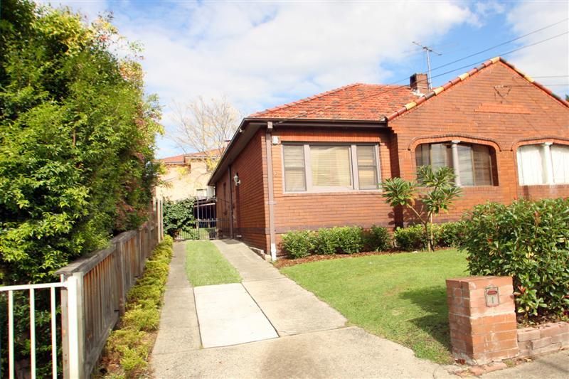 6 Stuart Street, Burwood NSW 2134, Image 1