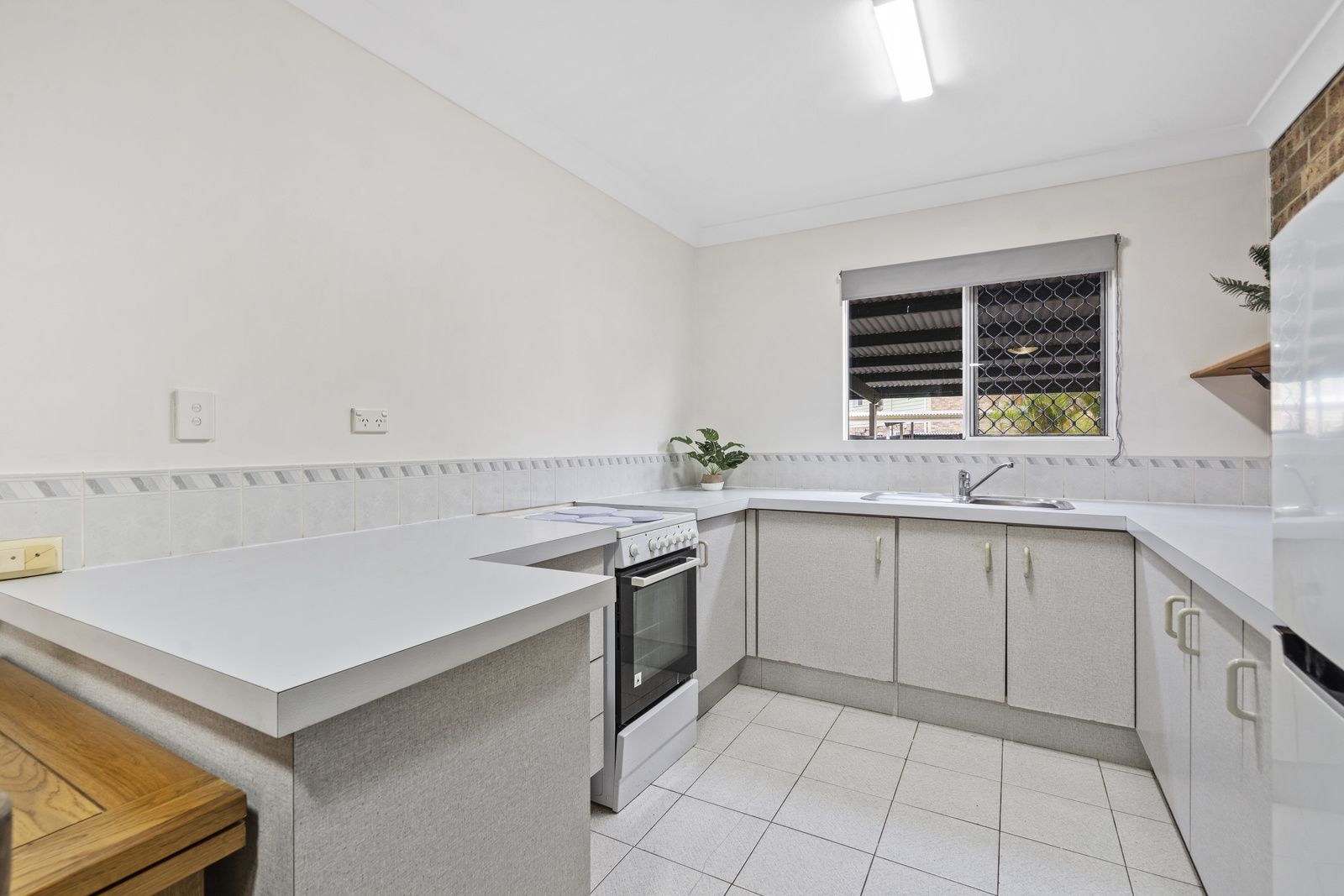 2/52 Island Street, Cleveland QLD 4163, Image 1