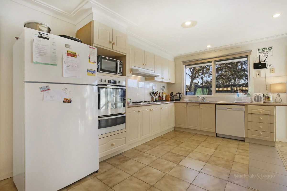 Additional image 4 of 34 Coventry Crescent, Mill Park VIC 3082