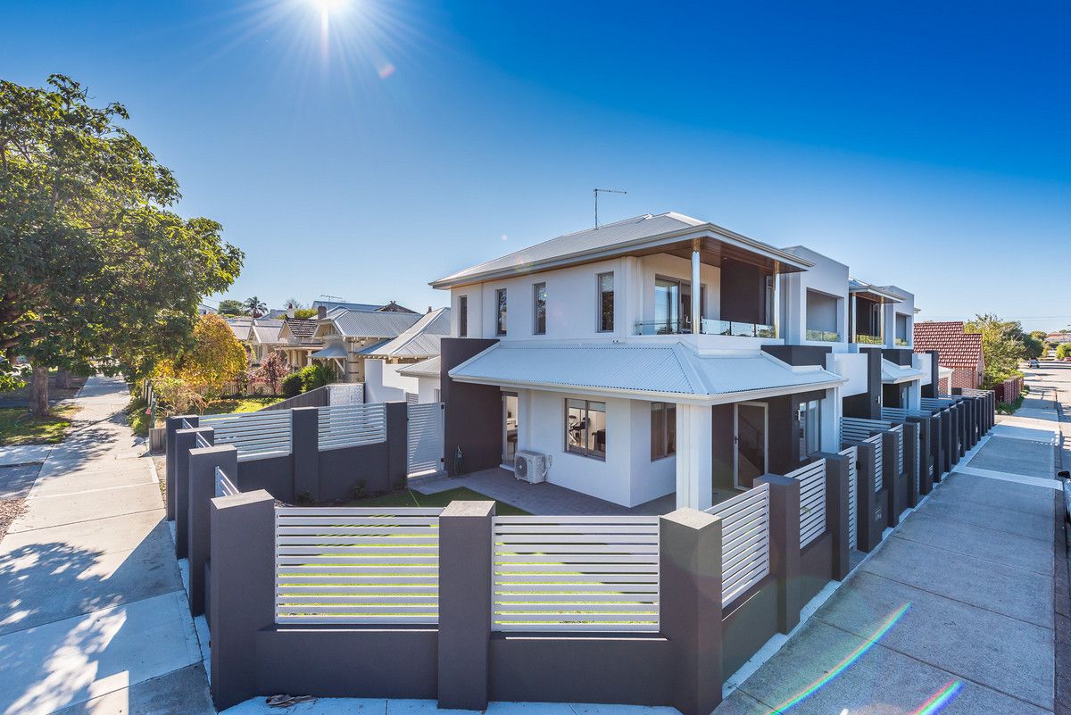 2 bedrooms Townhouse in 52 Britannia Road MOUNT HAWTHORN WA, 6016