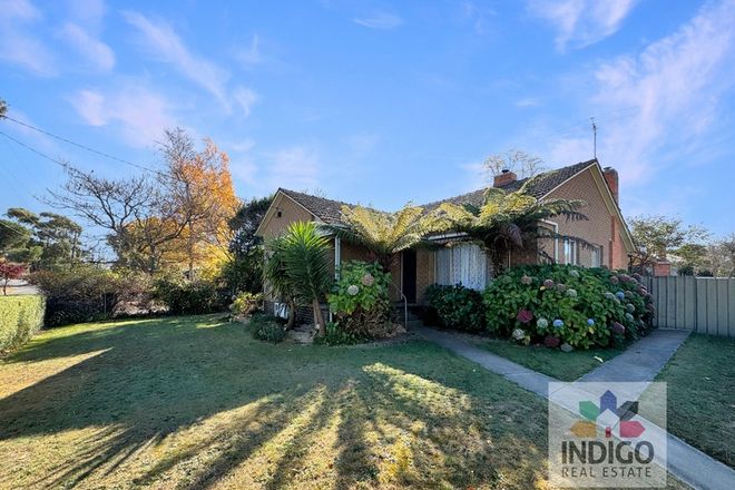 Picture of 2 Junction Road, BEECHWORTH VIC 3747