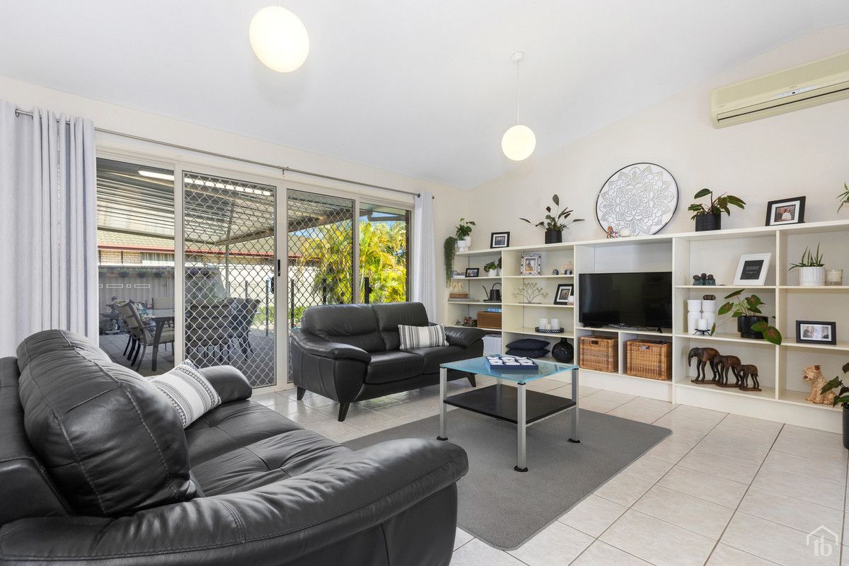 40 Birkdale Court, Banora Point NSW 2486