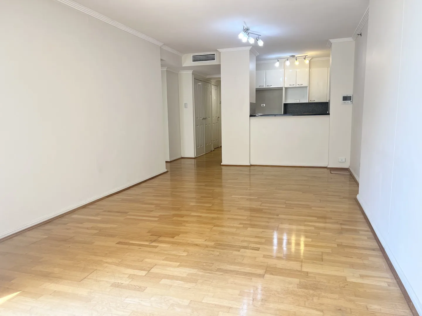 High level North and East Aspect apartment with parking and store room., Sydney