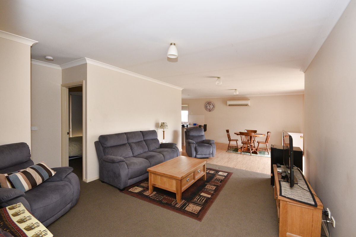 1/16 Station Street, Kangaroo Flat VIC 3555, Image 1