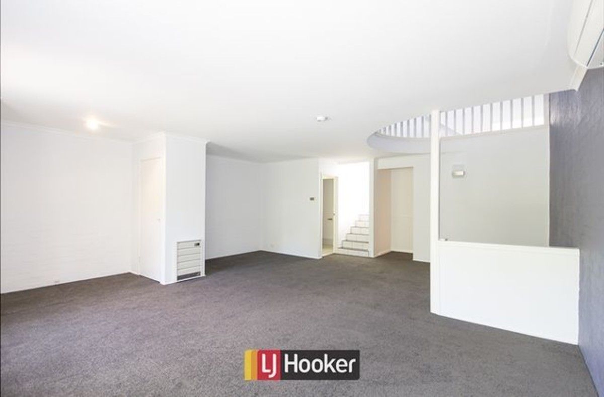 22 Bootle Place, Phillip ACT 2606, Image 1