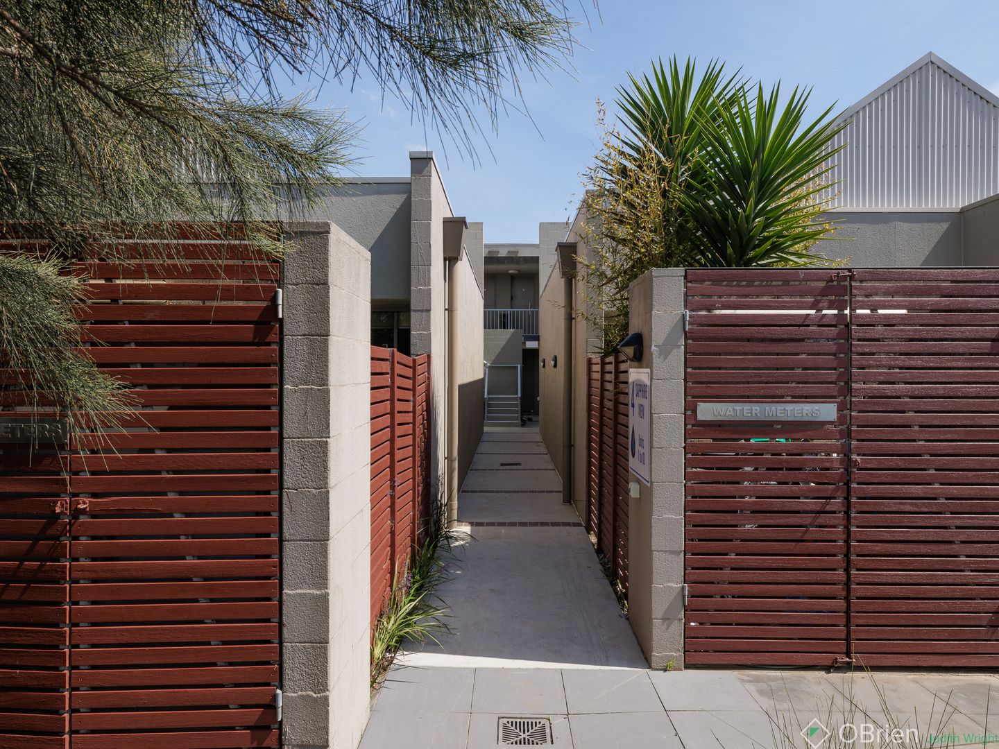 2/4 Sapphire Views, San Remo Property History & Address Research Domain