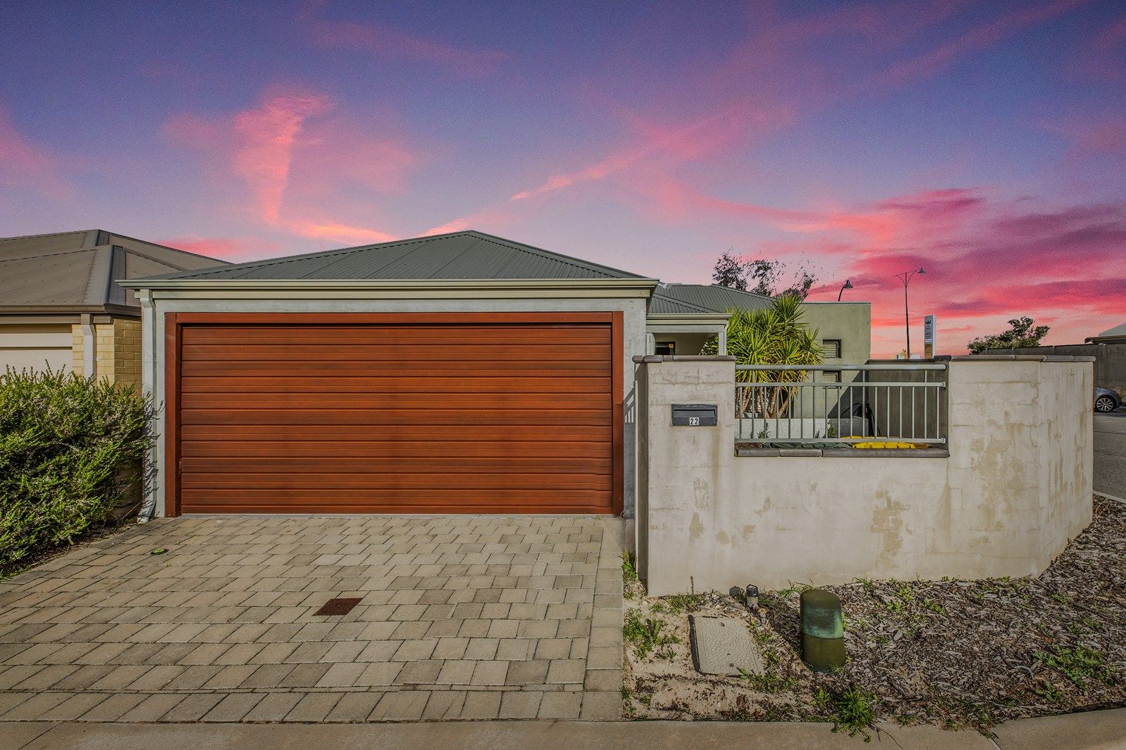 3 bedrooms House in 22 Coree Lane ELLENBROOK WA, 6069