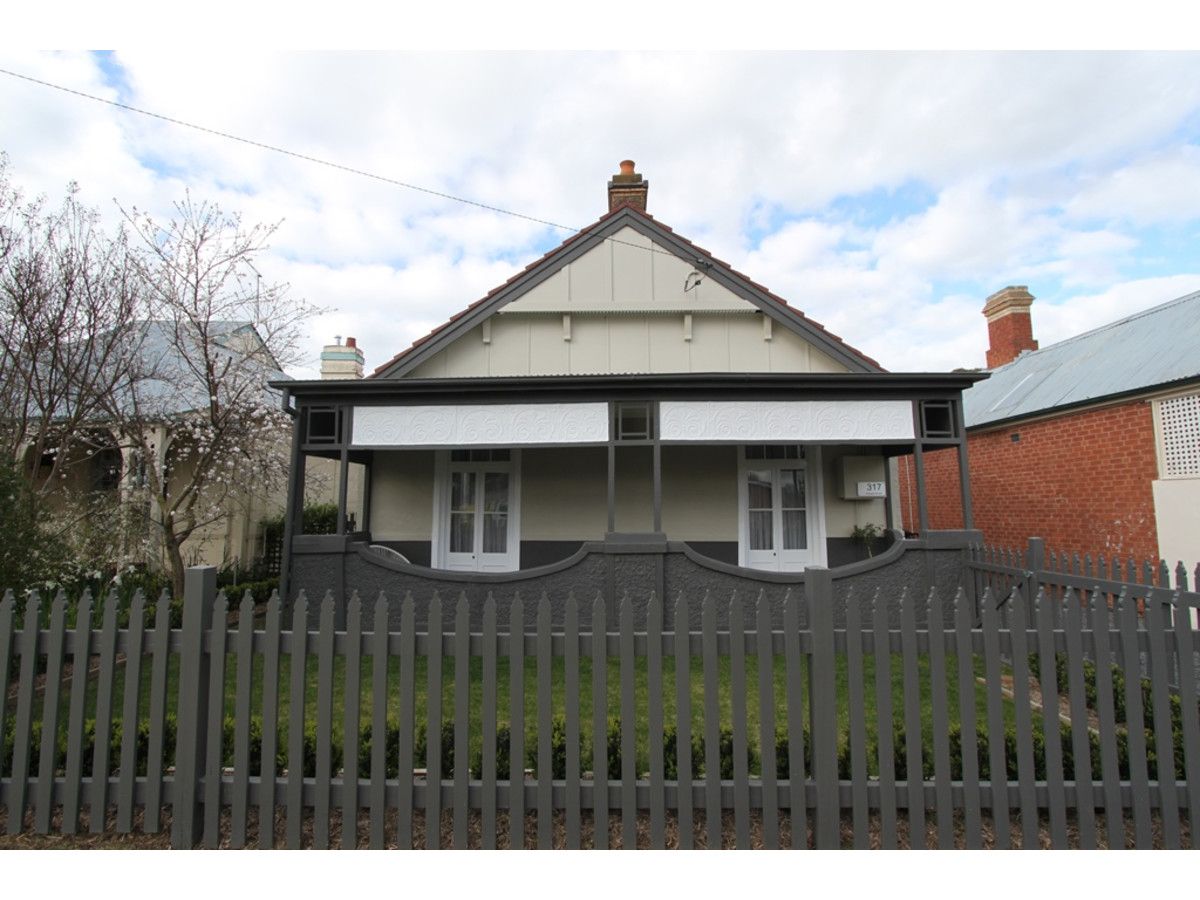 317 Russell Street, Bathurst NSW 2795, Image 0