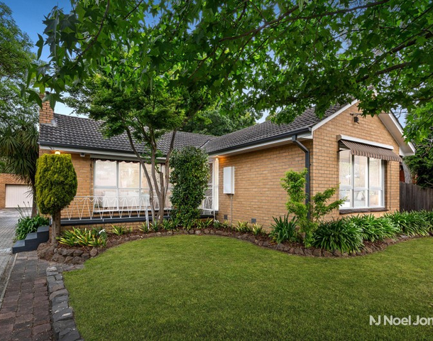 33 Lemon Grove, Nunawading VIC 3131