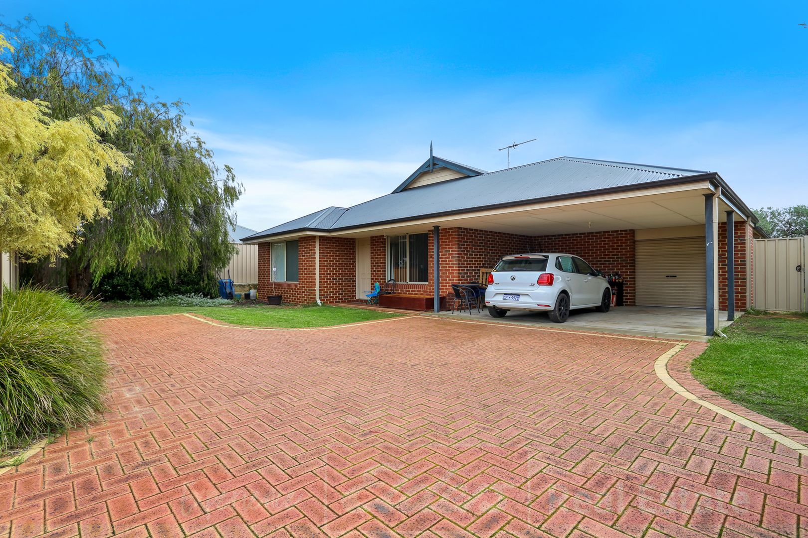 4 bedrooms House in 8A Hawley Parkway CAPEL WA, 6271