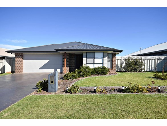 12 Apsley Crescent, Dubbo NSW 2830