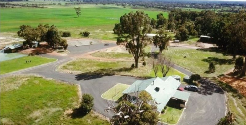 3 bedrooms Rural in 432 Henty Road BUREKUP WA, 6227
