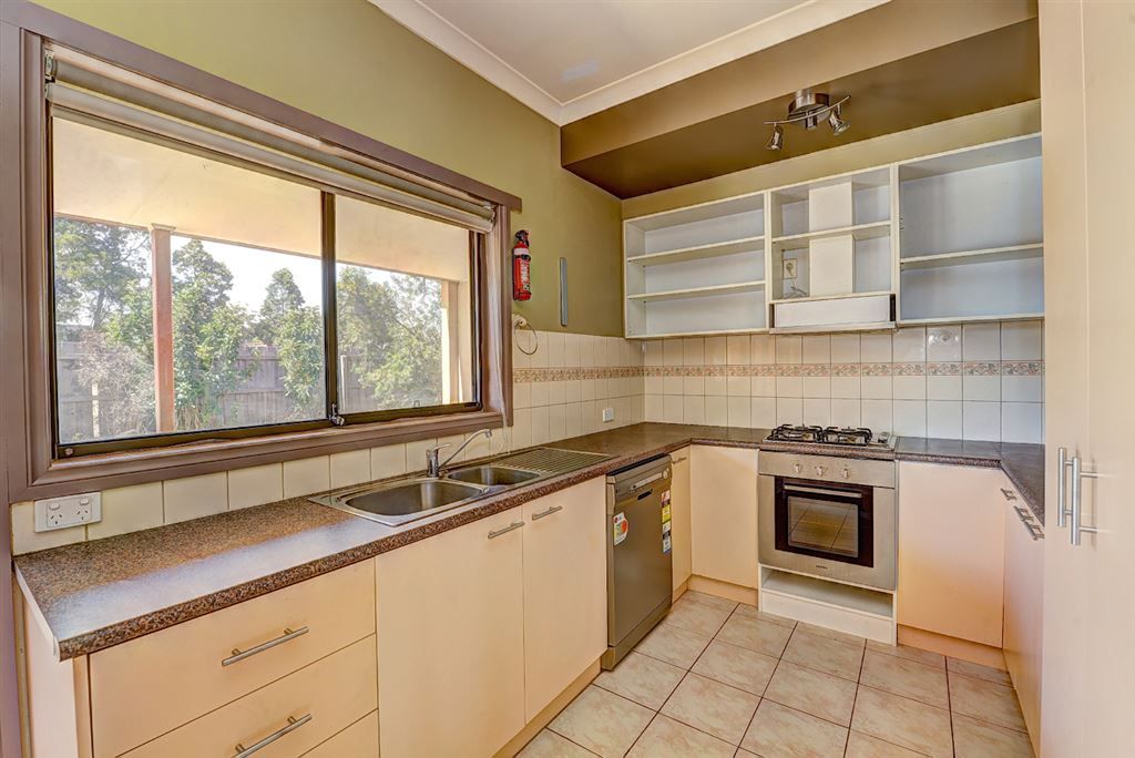 8/320 Humffray Street North, Brown Hill VIC 3350, Image 2