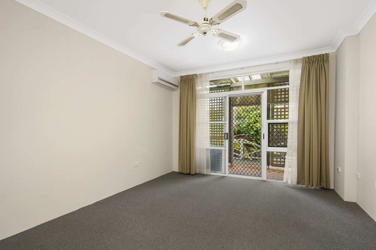 221/3 Violet Town Road, Mount Hutton NSW 2290