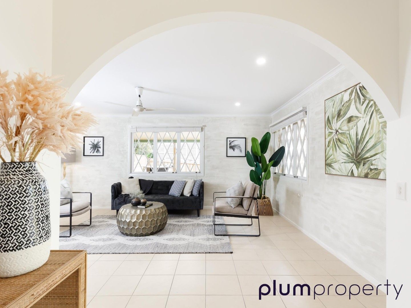 4 bedrooms House in 35 Cougar Street INDOOROOPILLY QLD, 4068
