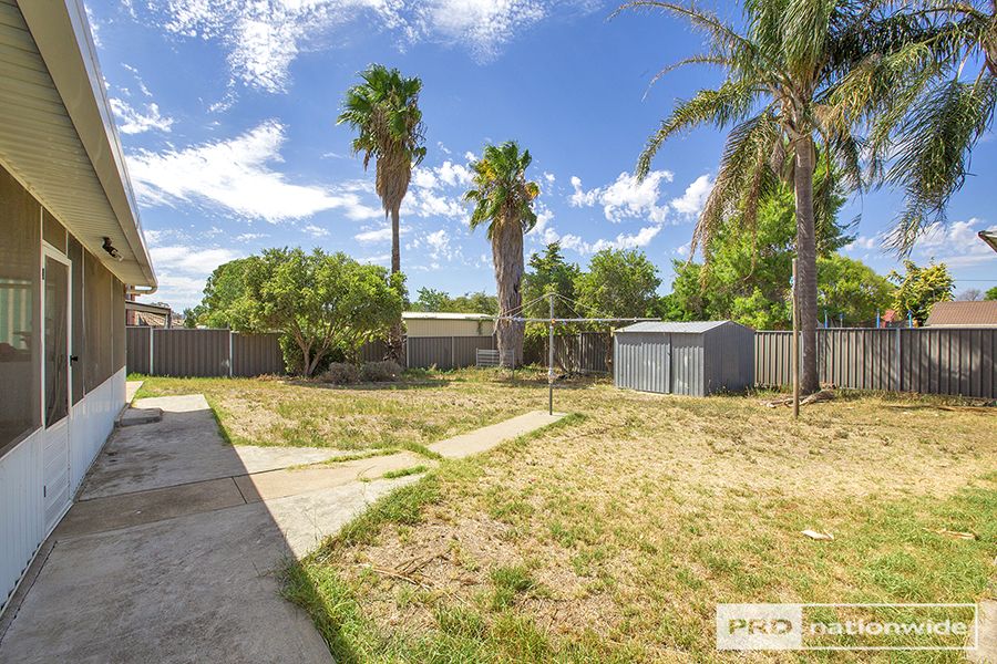 12 Carole Drive, Kootingal NSW 2352, Image 1