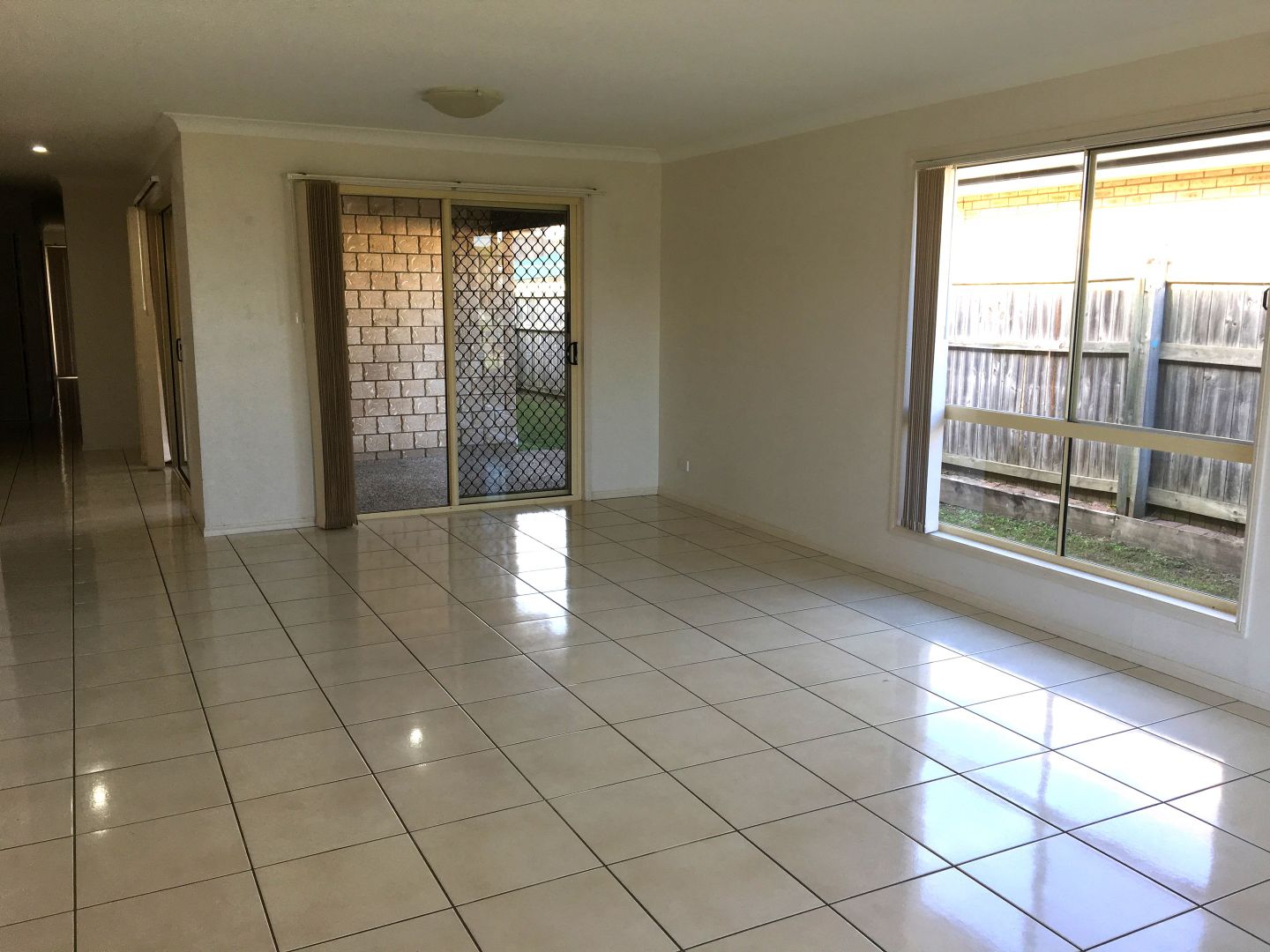 2/18 Cadell Cr, Rothwell QLD 4022 House For Rent 500 Domain