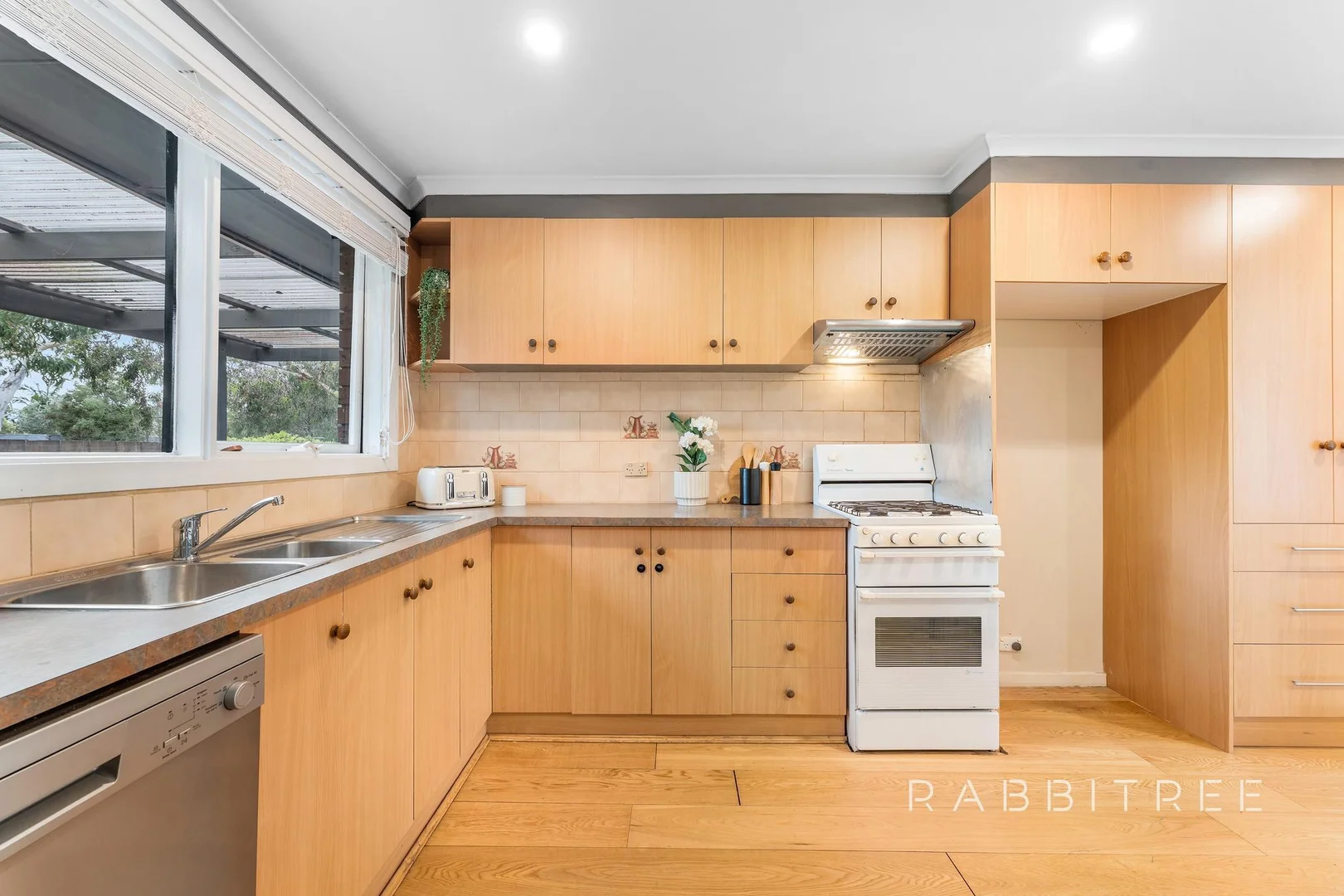 Additional image 5 of 1/3-4 Steven Court, Mordialloc VIC 3195