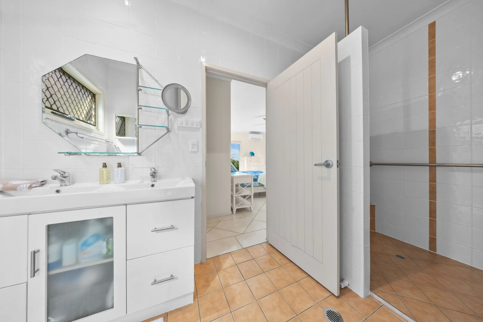 Additional image 24 of 1 Crystal Court, Ocean View QLD 4521