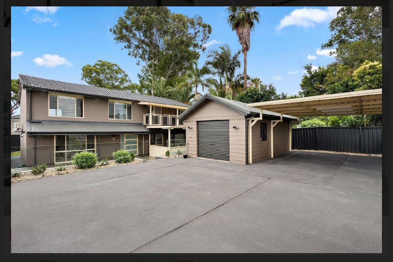 6 bedrooms House in 236 Henry Lawson Drive GEORGES HALL NSW, 2198