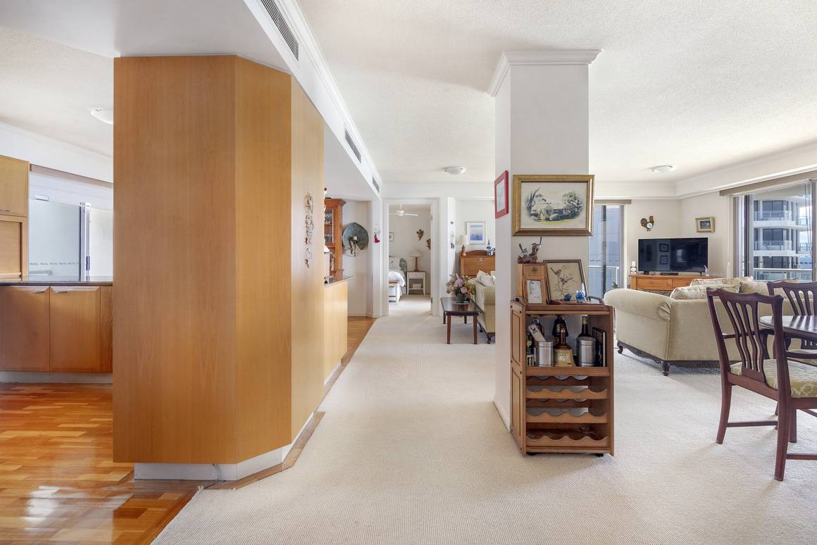 171 La Sabbia/74-86 Old Burleigh Road, SURFERS PARADISE QLD 4217 - Image 5