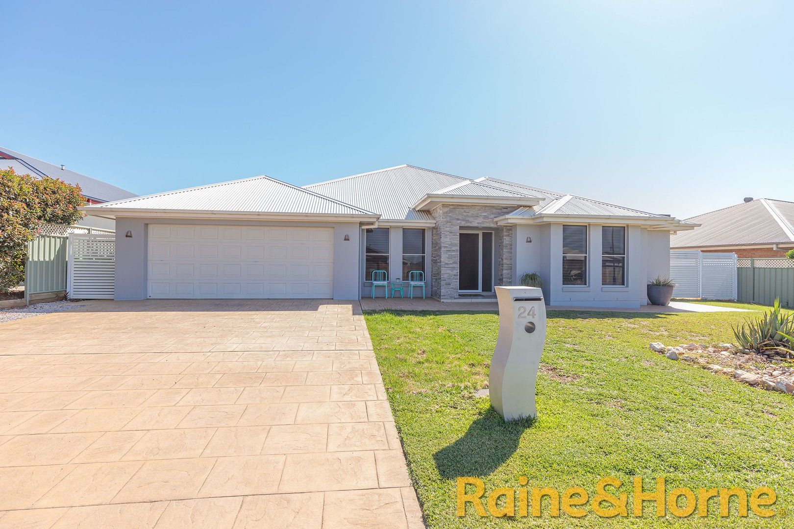 24 Ritz Place, Dubbo NSW 2830, Image 0