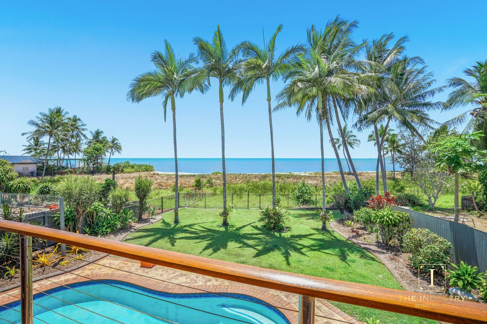 16 Coconut Street, Holloways Beach QLD 4878, Image 2