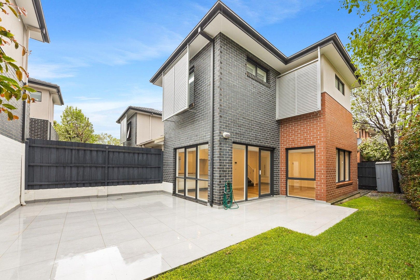 3 bedrooms Townhouse in 11/410 Waverley Road MALVERN EAST VIC, 3145