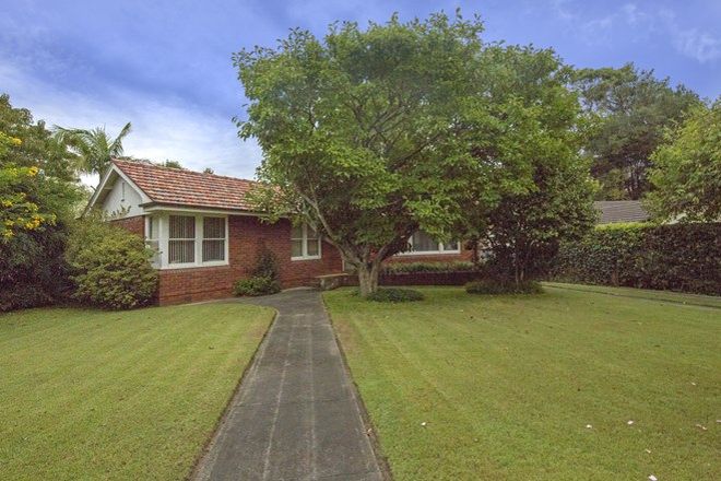 Picture of 8 Karoom Avenue, ST IVES NSW 2075