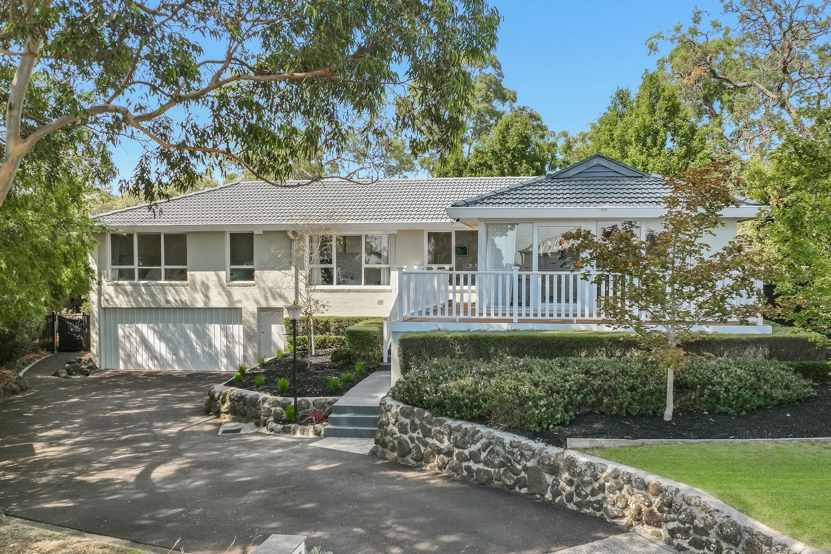 30 Burnett Crescent, Frankston South VIC 3199