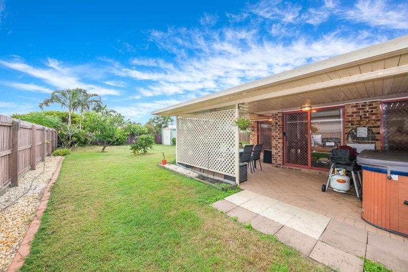 95 Avon Avenue, Banksia Beach QLD 4507, Image 2