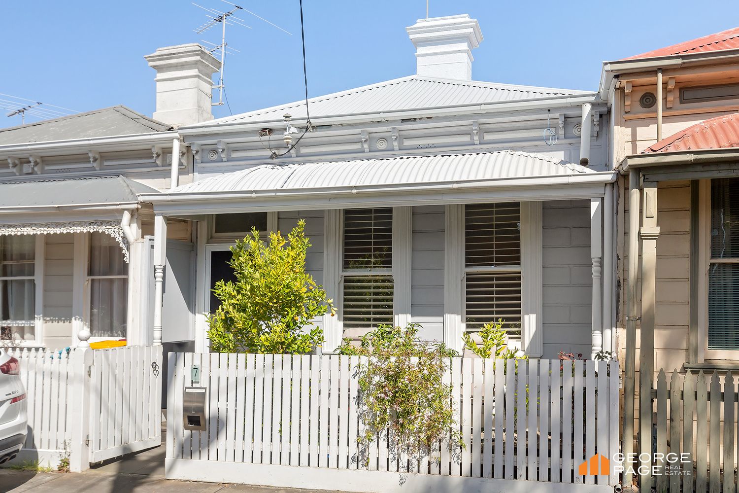 2 bedrooms House in 7 Little Finlay Street ALBERT PARK VIC, 3206