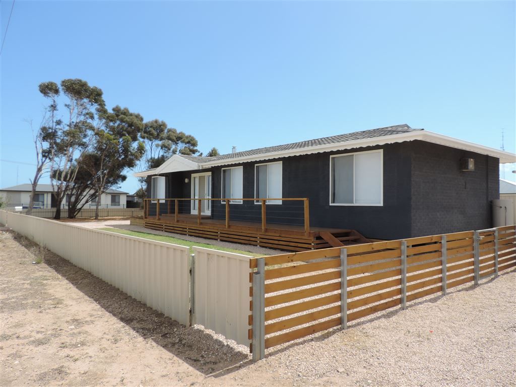 27 Harbison Road, Wallaroo SA 5556, Image 0