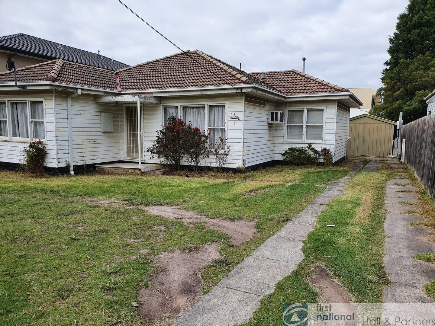 3 bedrooms House in 10 McNab Court DANDENONG VIC, 3175