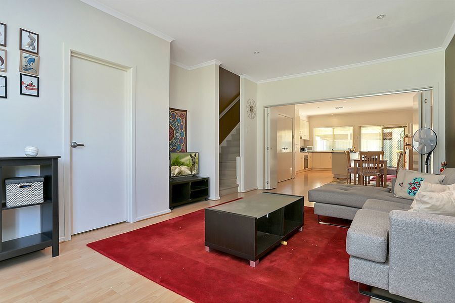 7/21 Peppercorn Circuit, Mawson Lakes SA 5095, Image 2