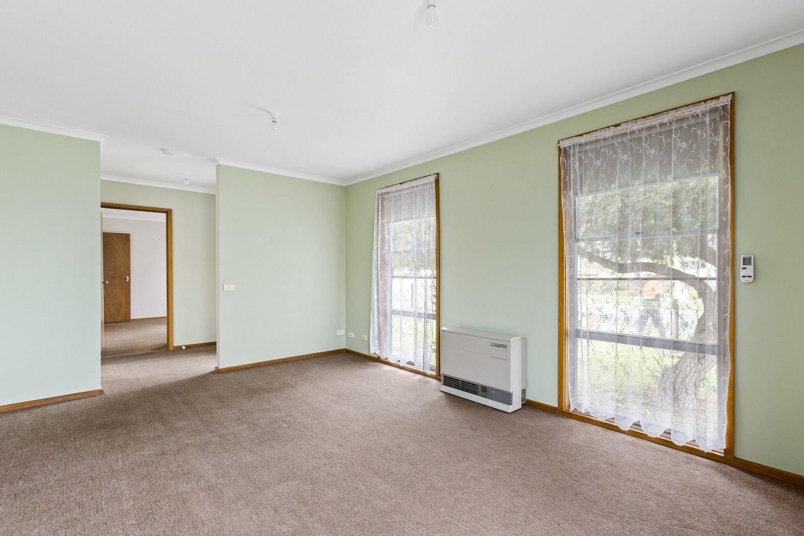 27 Donaldson Street, Colac VIC 3250 House For Rent Domain